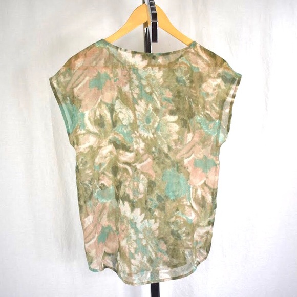 Abstract floral print blouse - Picture 4 of 4